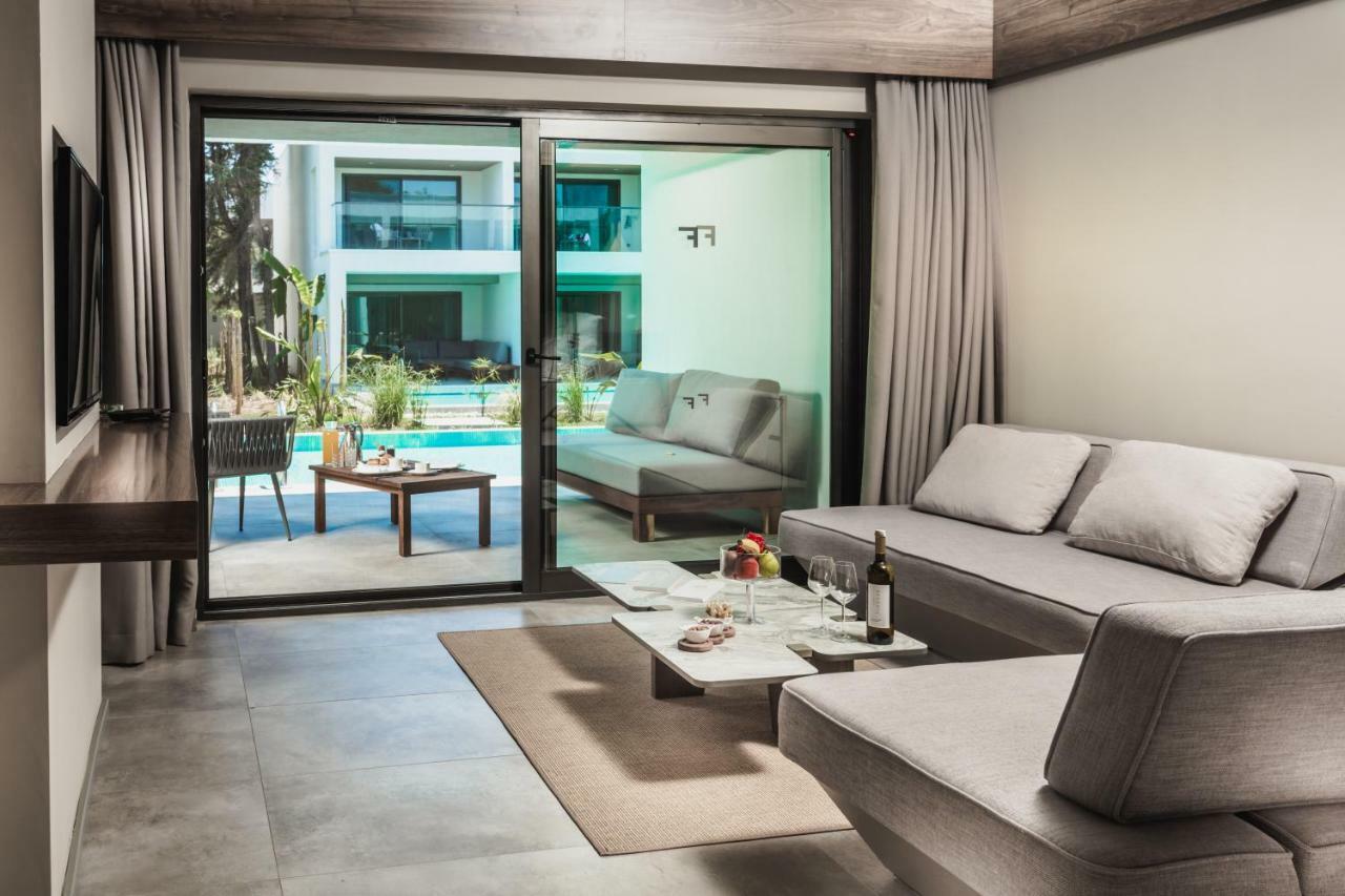 Paloma Finesse Side Hotel Екстериор снимка